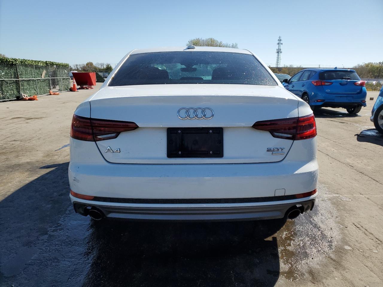 Photo 5 VIN: WAUKMAF44JN013493 - AUDI A4 