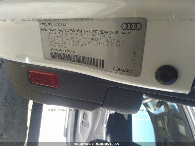 Photo 8 VIN: WAUKMAF47JA216854 - AUDI A4 