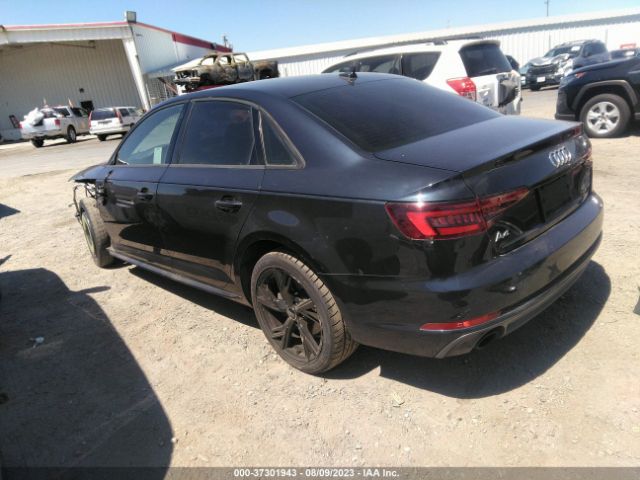 Photo 2 VIN: WAUKMAF4XJN015779 - AUDI A4 