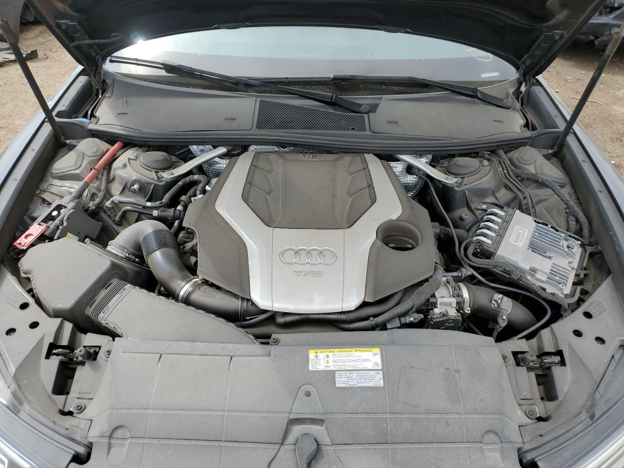 Photo 10 VIN: WAUL2AF26KN025087 - AUDI A6 