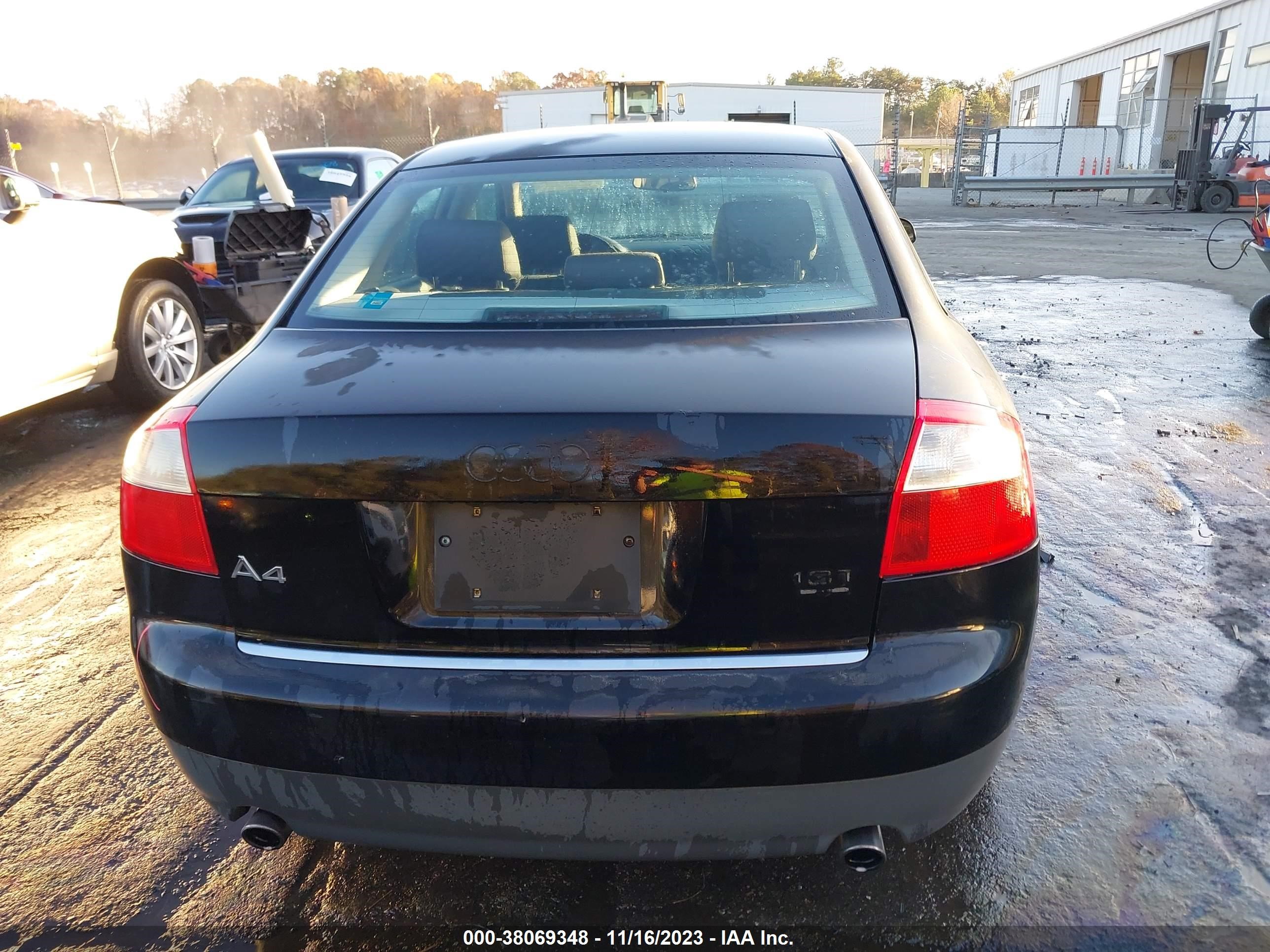 Photo 15 VIN: WAULC68E13A246977 - AUDI A4 