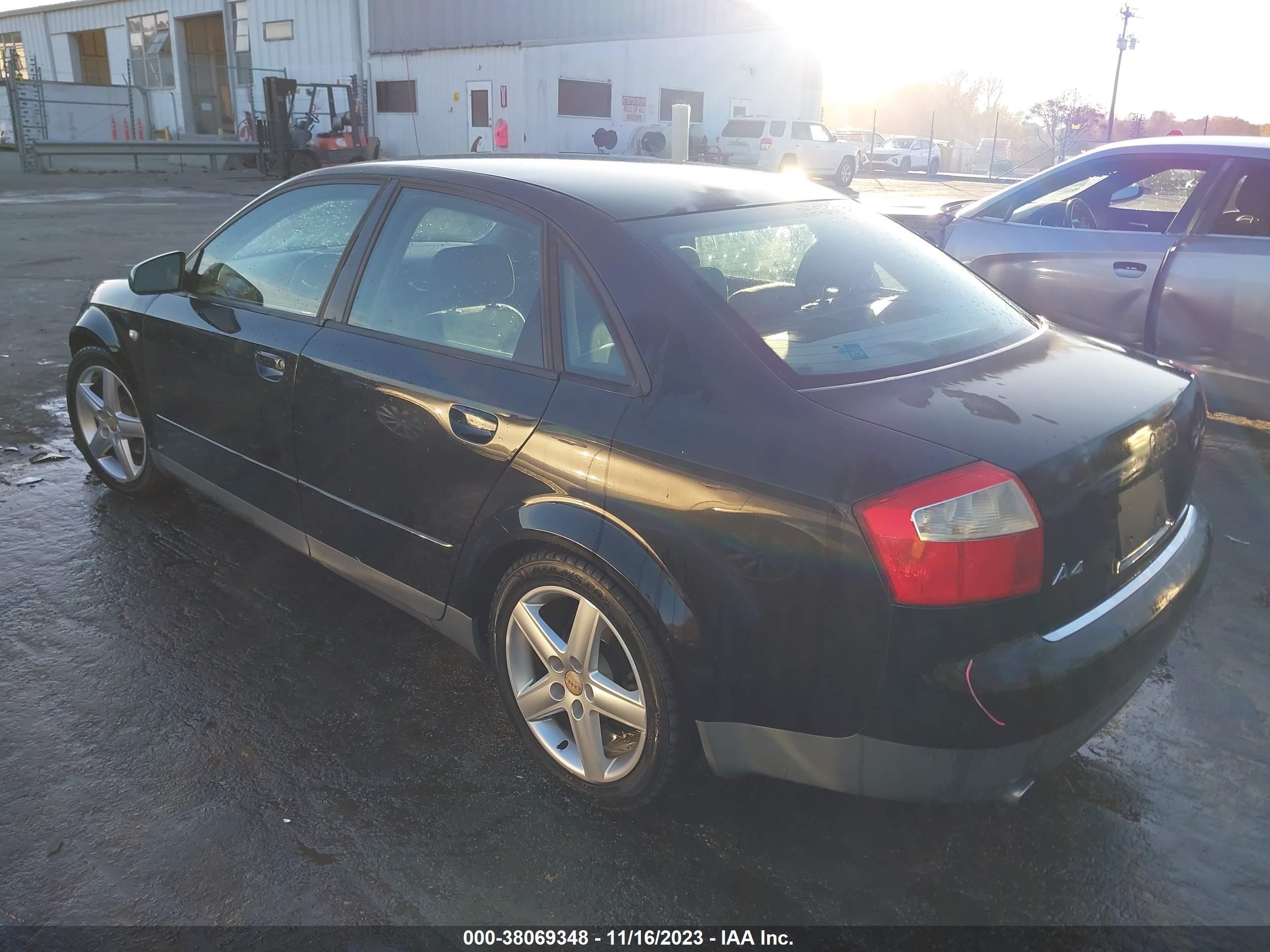 Photo 2 VIN: WAULC68E13A246977 - AUDI A4 