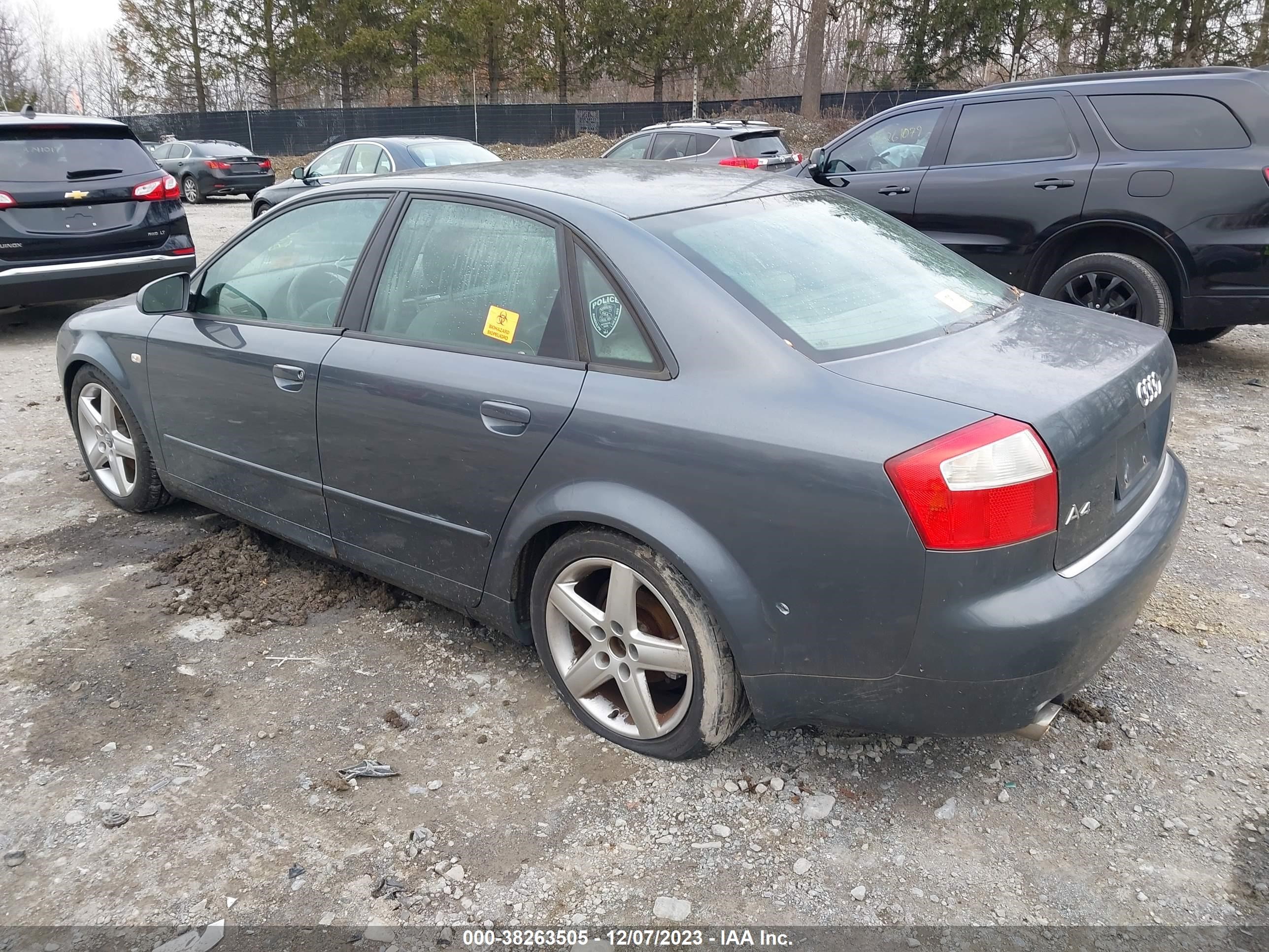 Photo 2 VIN: WAULC68E13A363085 - AUDI A4 