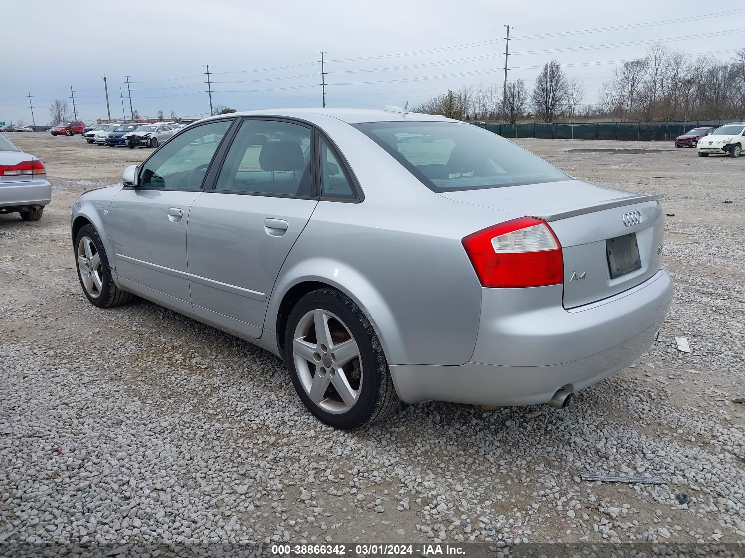 Photo 2 VIN: WAULC68E25A115527 - AUDI A4 