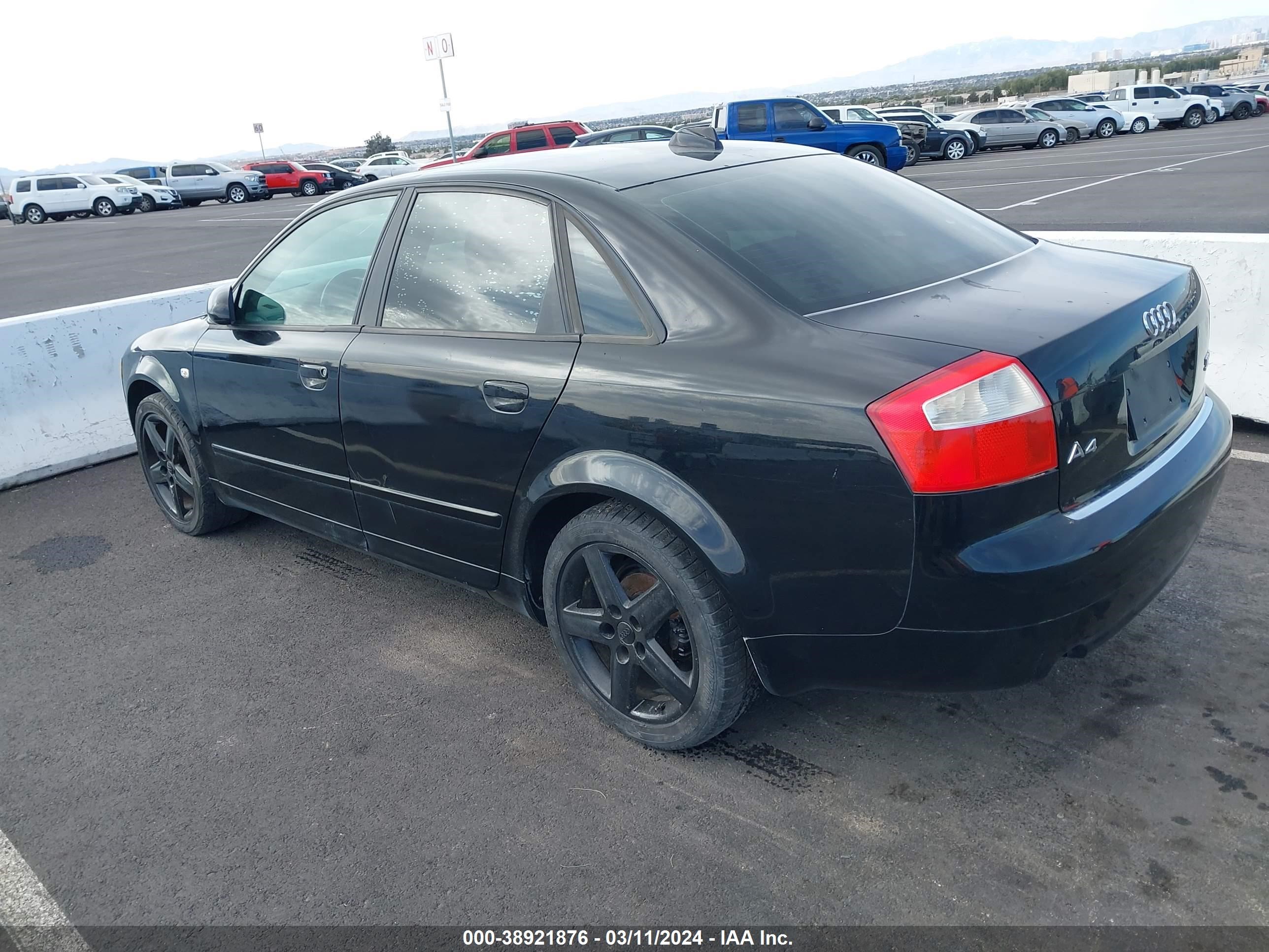 Photo 2 VIN: WAULC68E54A185618 - AUDI A4 