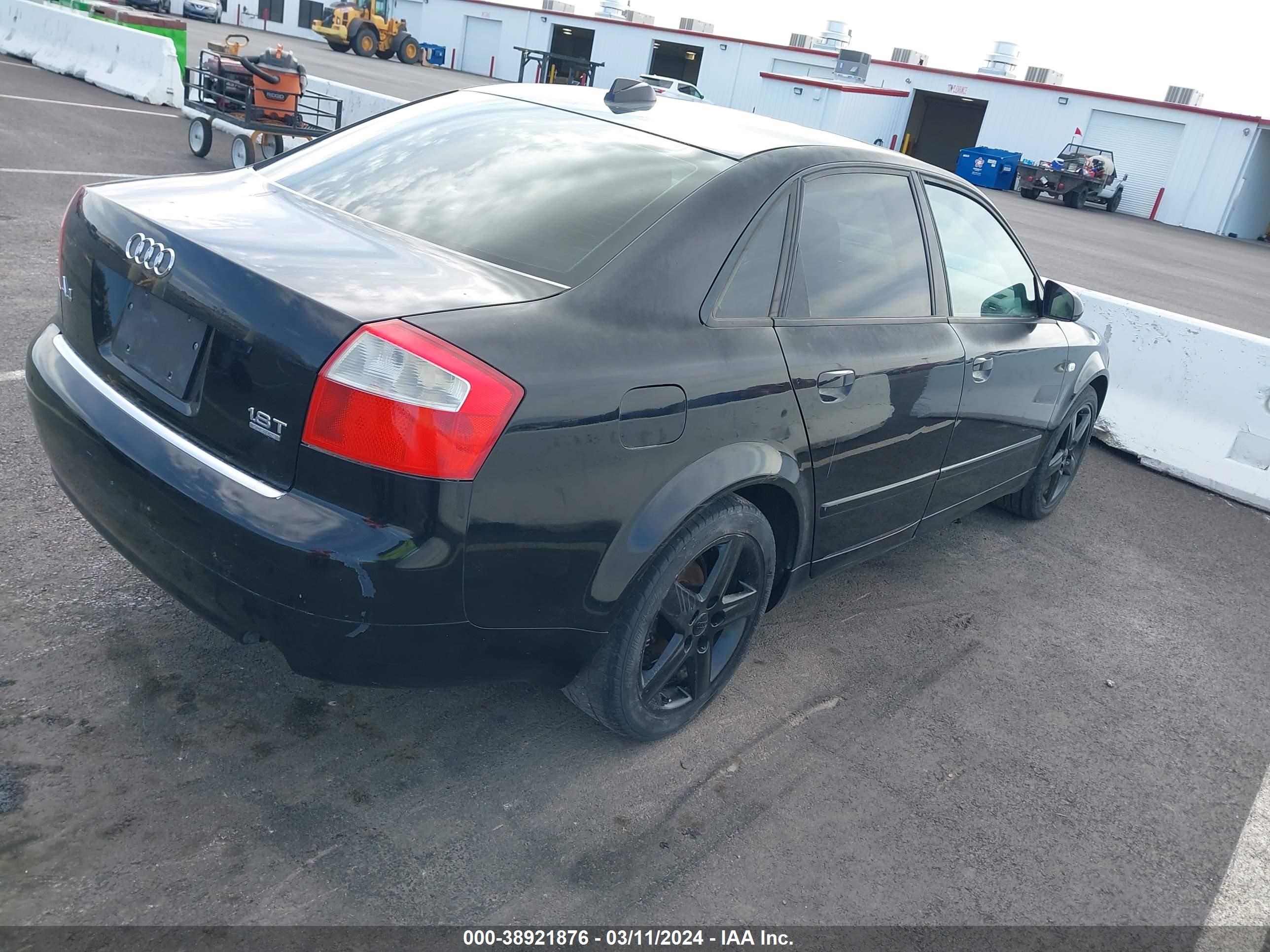 Photo 3 VIN: WAULC68E54A185618 - AUDI A4 