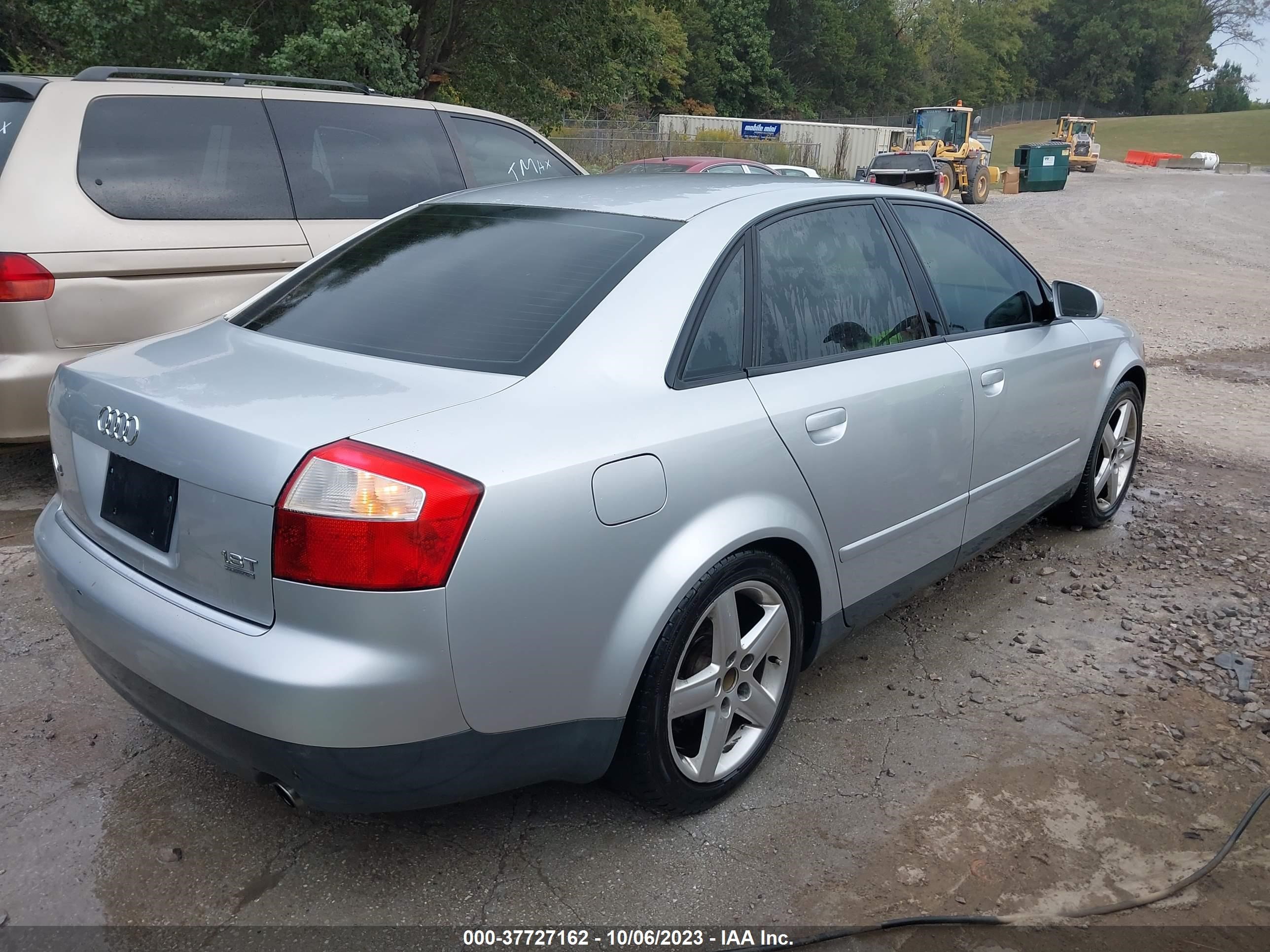 Photo 3 VIN: WAULC68E93A285820 - AUDI A4 