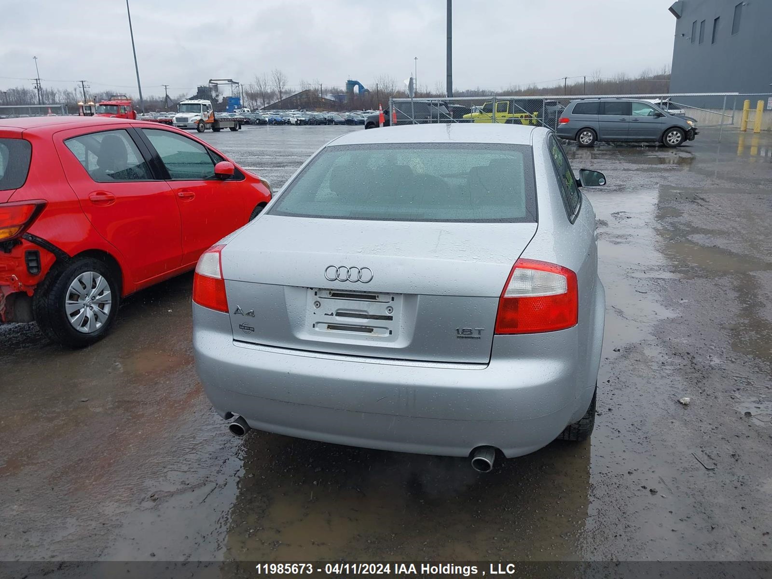 Photo 15 VIN: WAULC68E95A075608 - AUDI A4 