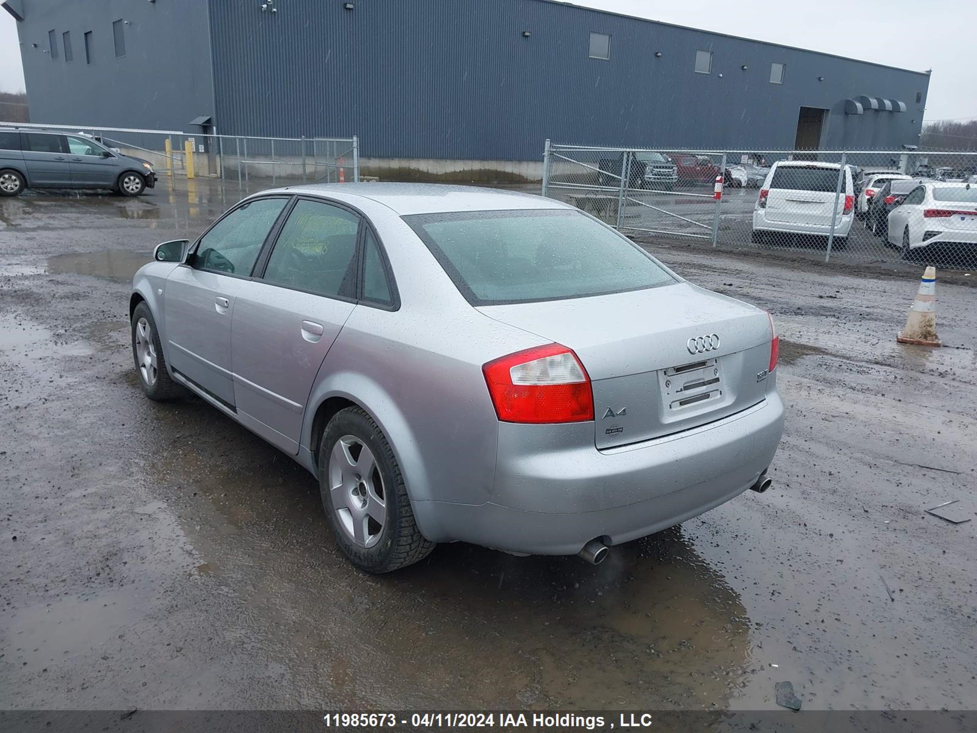 Photo 2 VIN: WAULC68E95A075608 - AUDI A4 