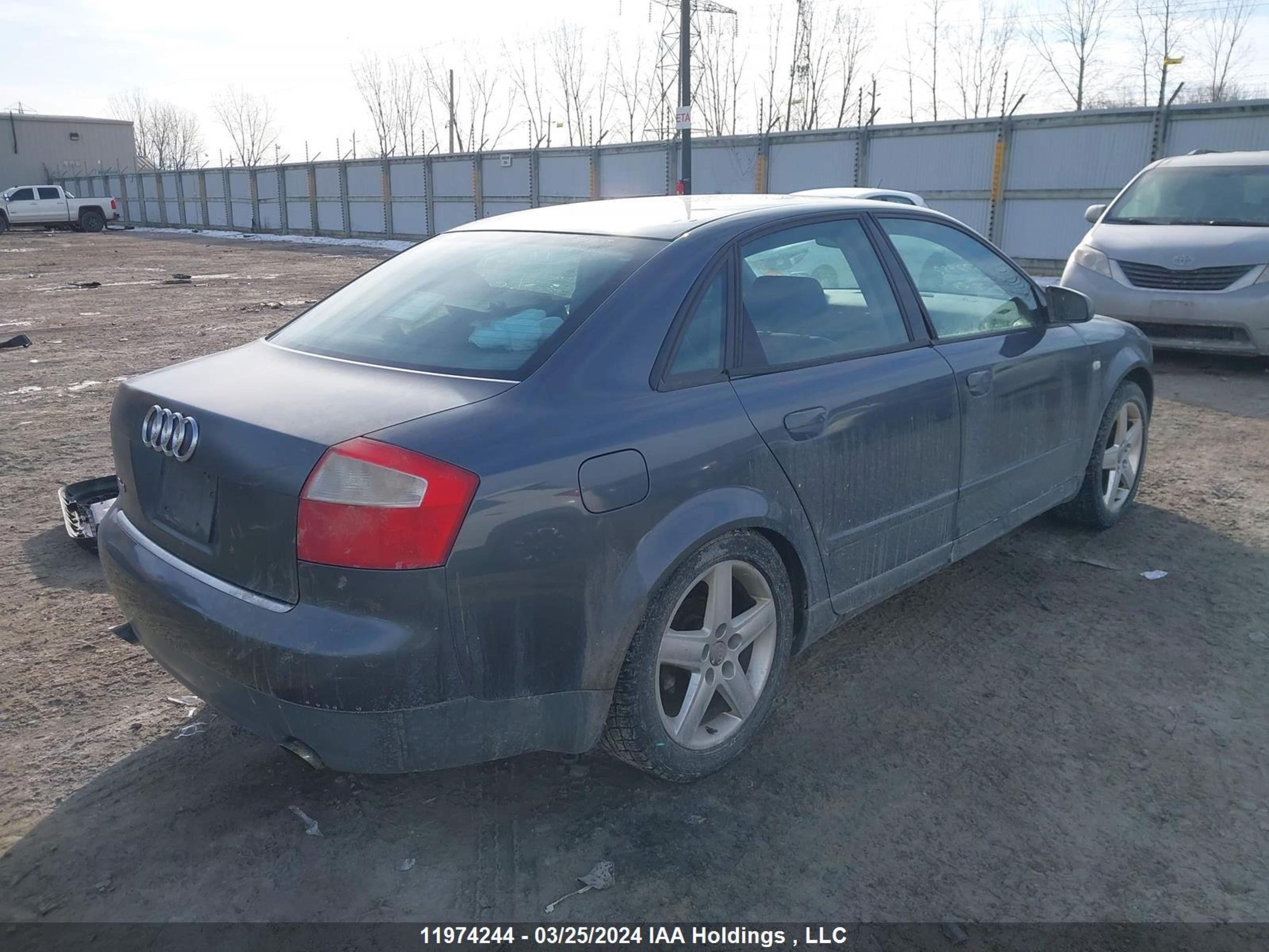 Photo 3 VIN: WAULC68EX3A378992 - AUDI A4 