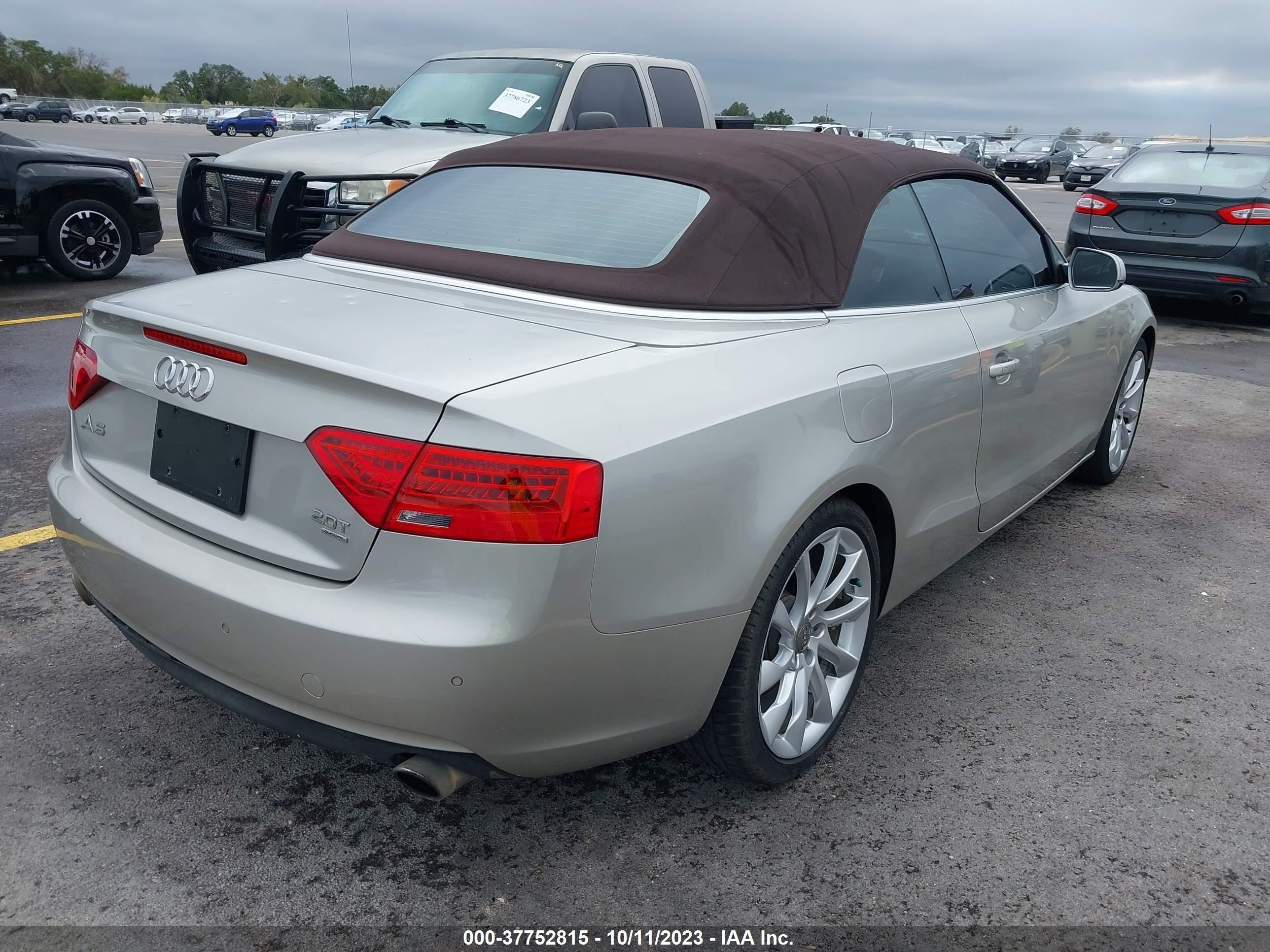 Photo 3 VIN: WAULFAFH4DN014794 - AUDI A5 