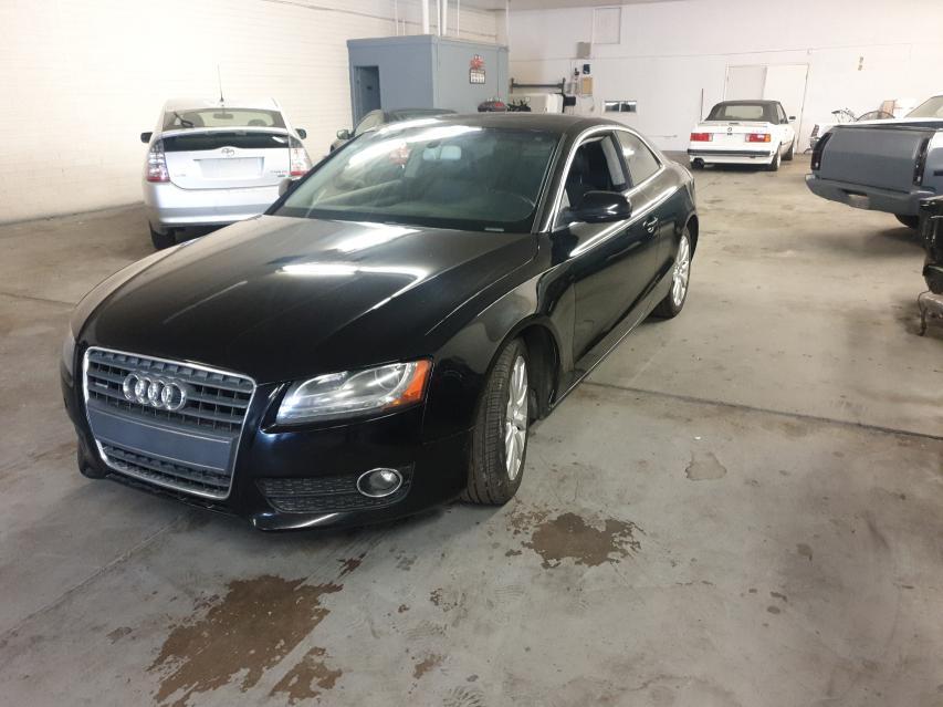 Photo 1 VIN: WAULFAFR2AA023649 - AUDI A5 PREMIUM 