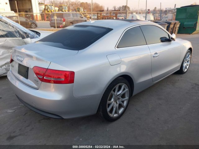 Photo 3 VIN: WAULFAFR2CA000536 - AUDI A5 