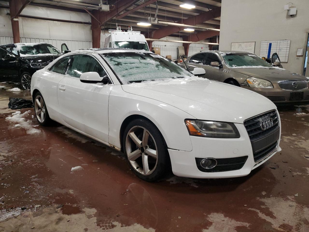 Photo 3 VIN: WAULFAFR5AA001693 - AUDI A5 