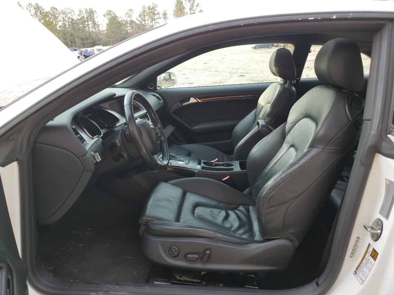 Photo 6 VIN: WAULFAFR5BA051723 - AUDI A5 