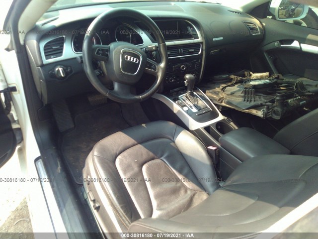 Photo 4 VIN: WAULFAFR6CA036827 - AUDI A5 