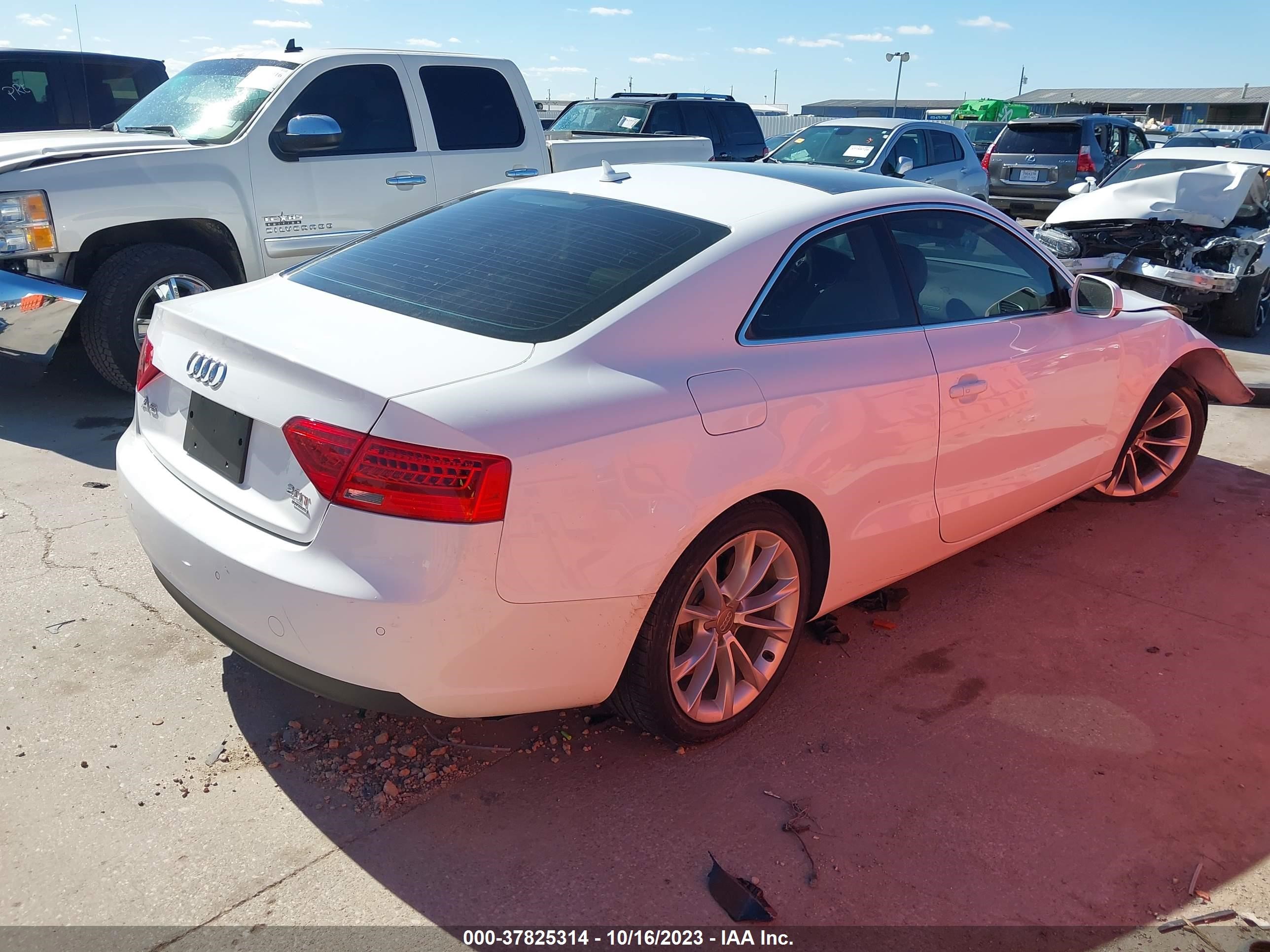 Photo 3 VIN: WAULFAFR9DA032384 - AUDI A5 