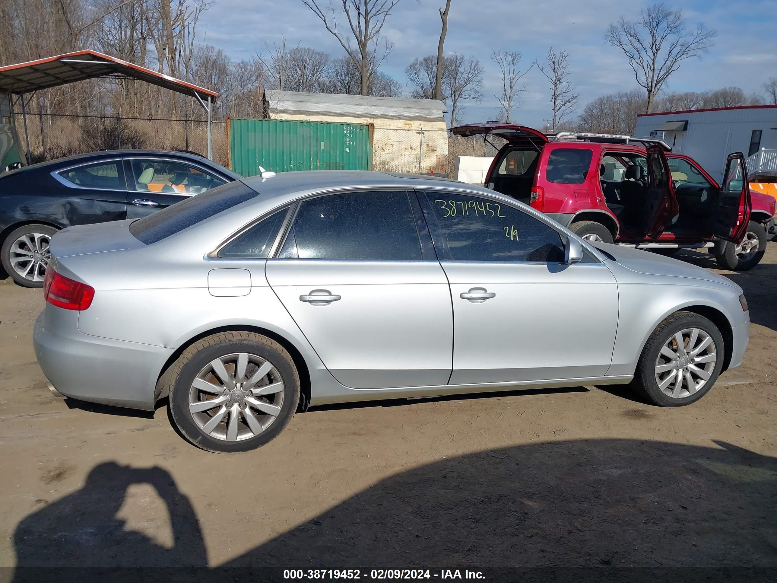 Photo 12 VIN: WAULK78K39N034288 - AUDI A4 