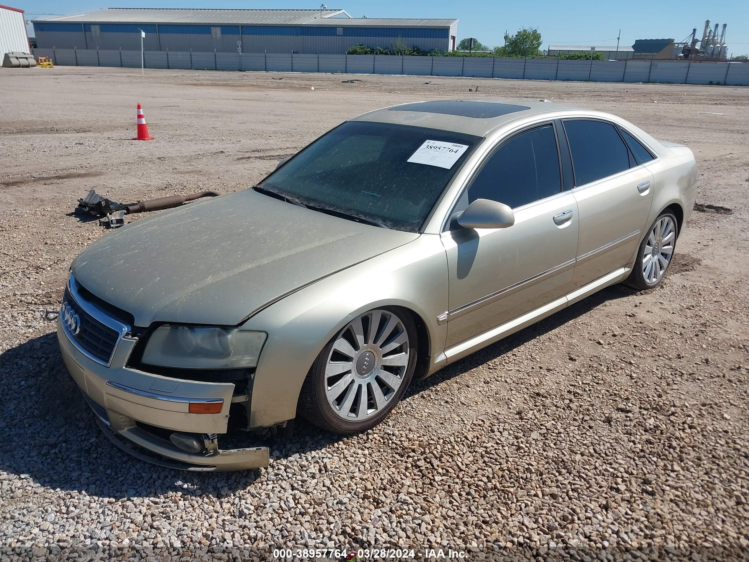 Photo 1 VIN: WAULL44EX5N002766 - AUDI A8 