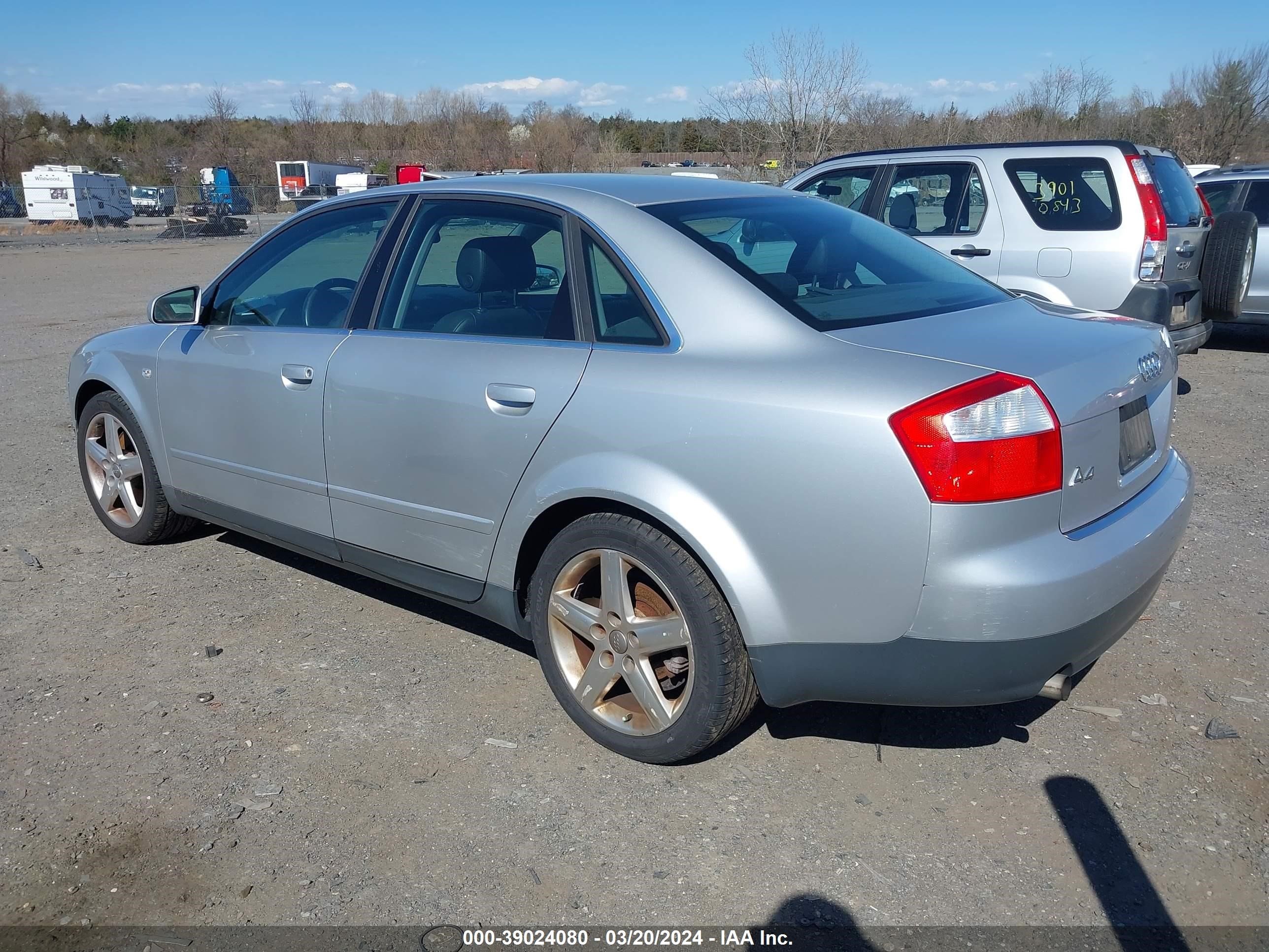 Photo 2 VIN: WAULT68E33A226066 - AUDI A4 