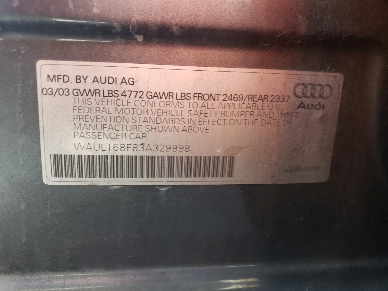 Photo 11 VIN: WAULT68E83A329998 - AUDI A4 