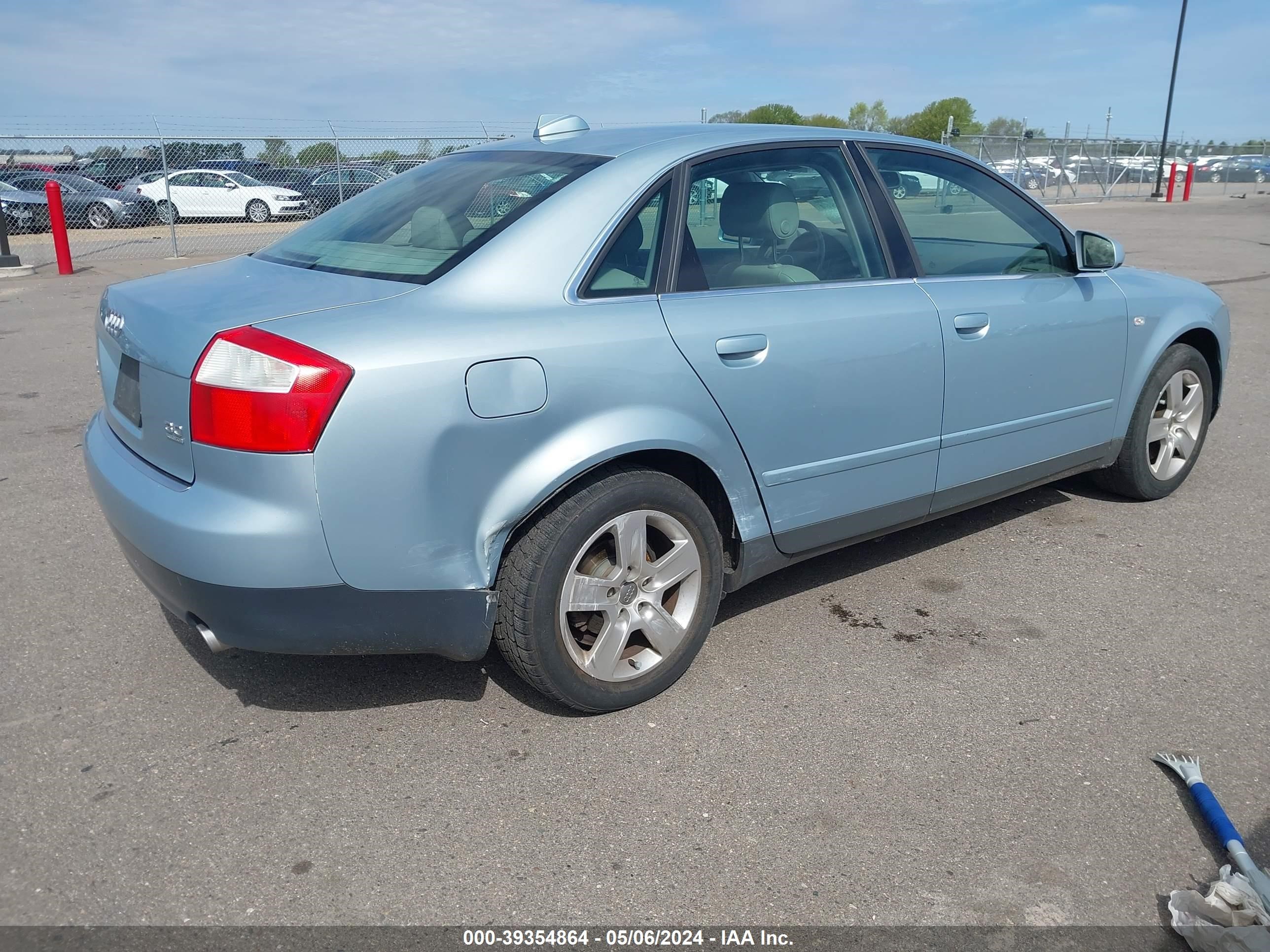 Photo 3 VIN: WAULT68E84A091345 - AUDI A4 