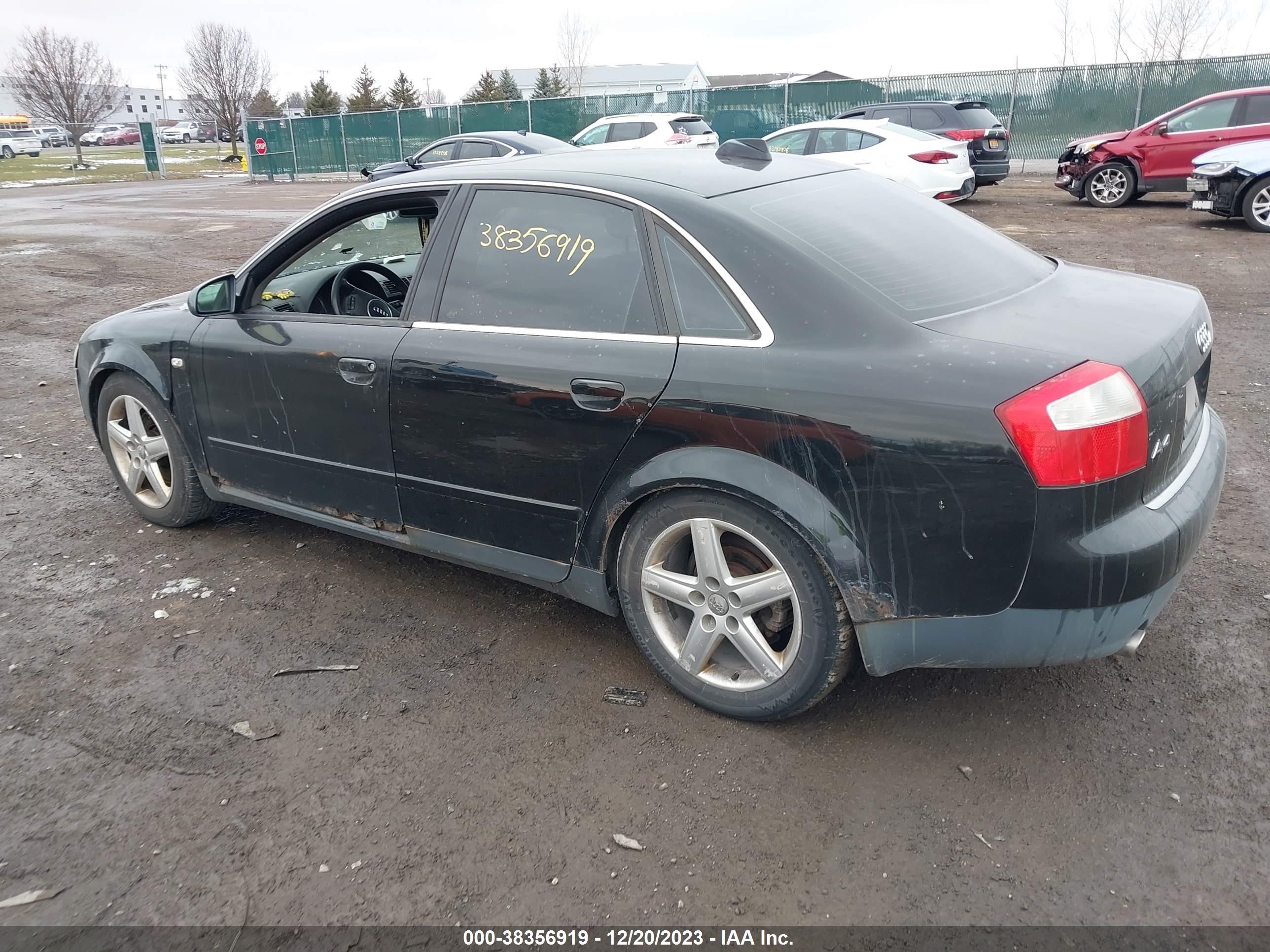 Photo 2 VIN: WAULT68EX4A008594 - AUDI A4 