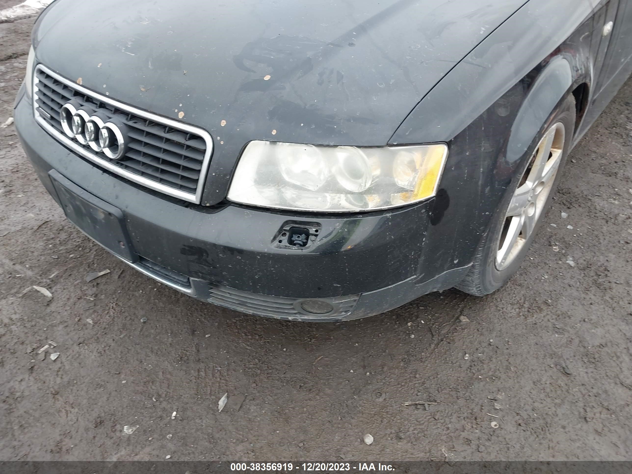 Photo 5 VIN: WAULT68EX4A008594 - AUDI A4 