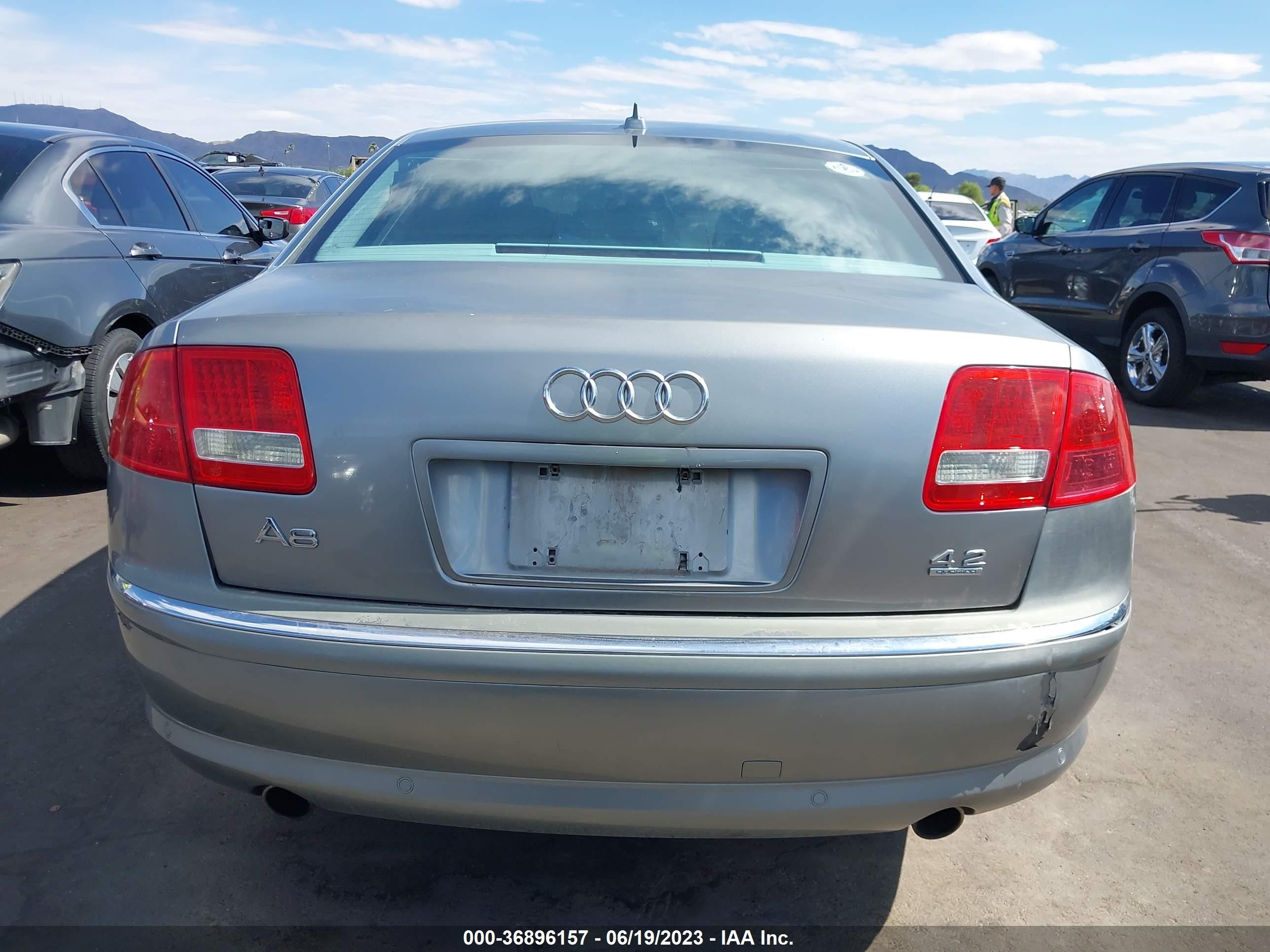 Photo 15 VIN: WAULV44E67N008173 - AUDI A8 