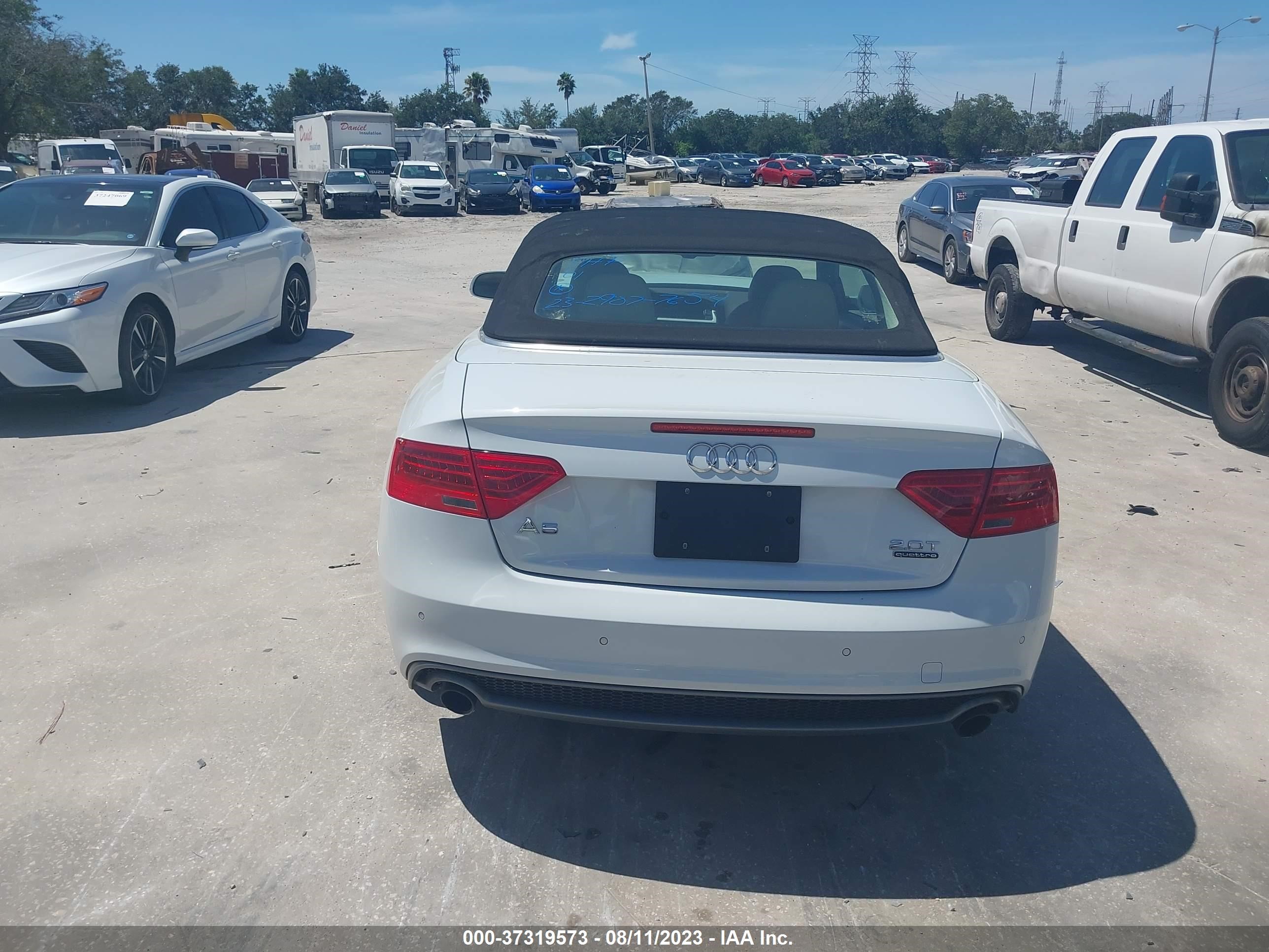 Photo 15 VIN: WAUM2AFH4GN003959 - AUDI A5 