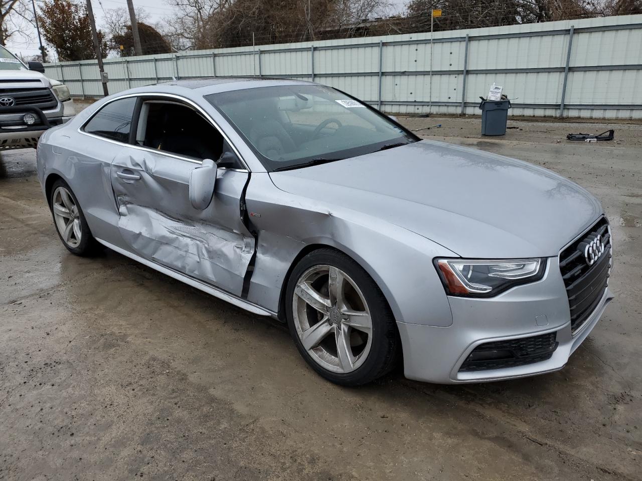 Photo 3 VIN: WAUM2AFR1GA030553 - AUDI A5 