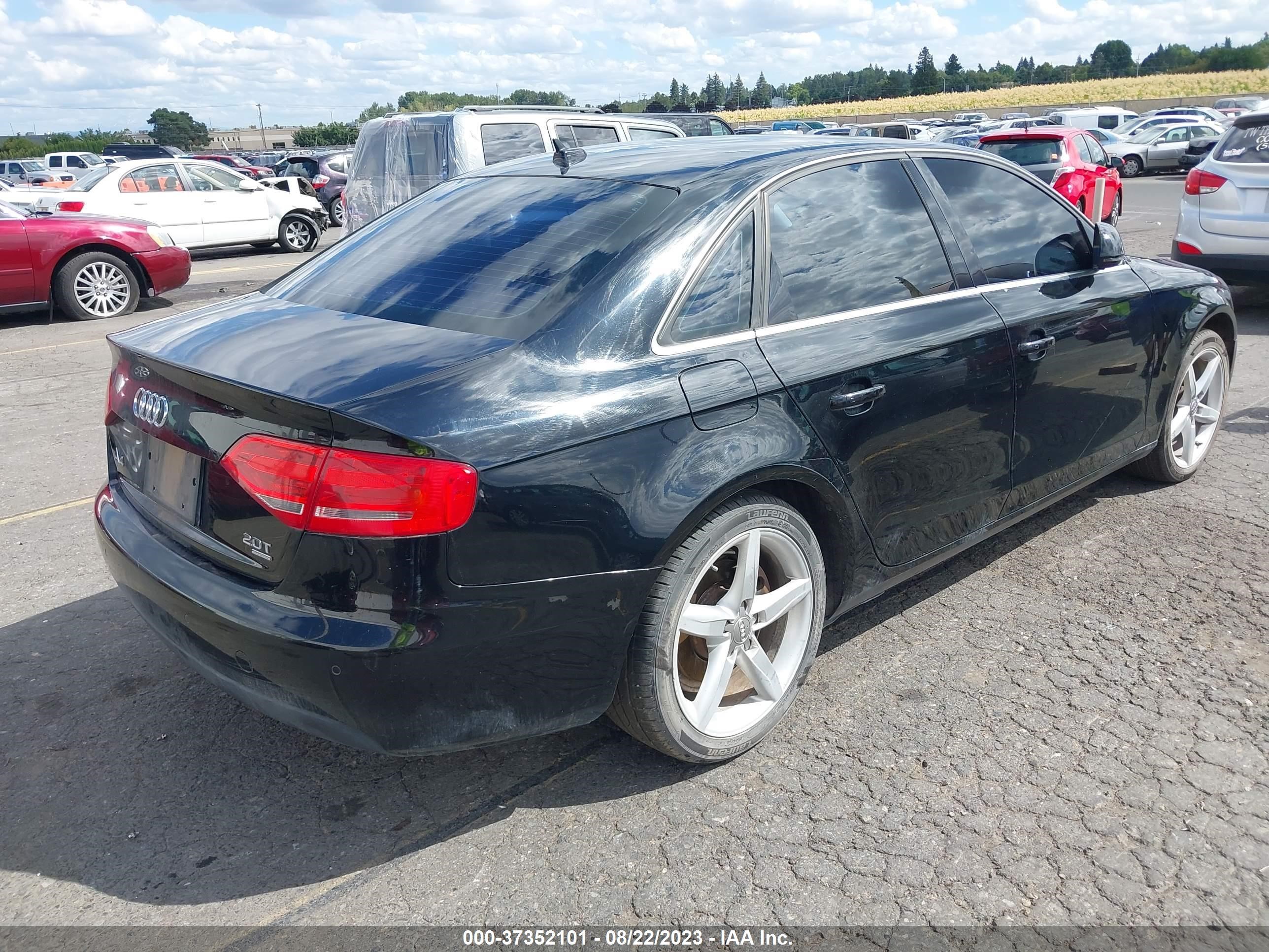 Photo 3 VIN: WAUMF78KX9N038377 - AUDI A4 