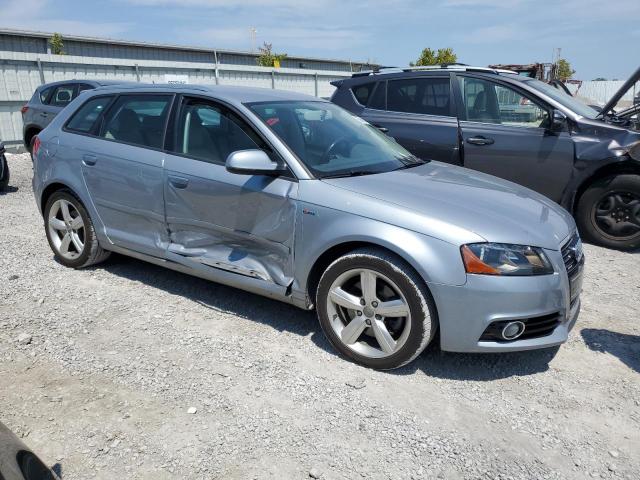 Photo 3 VIN: WAUMFAFM2CA154270 - AUDI A3 PREMIUM 