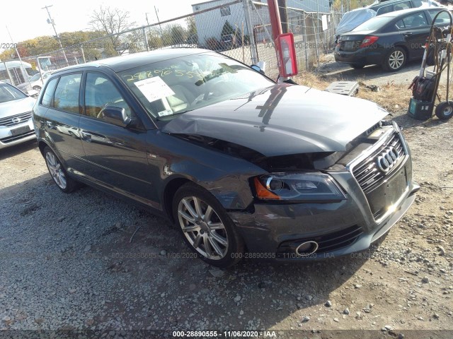 Photo 0 VIN: WAUMFAFM3CA066666 - AUDI A3 