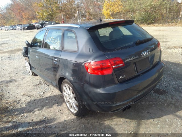 Photo 2 VIN: WAUMFAFM3CA066666 - AUDI A3 