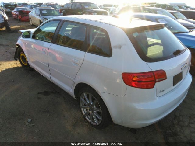 Photo 2 VIN: WAUMFAFMXAA031684 - AUDI A3 