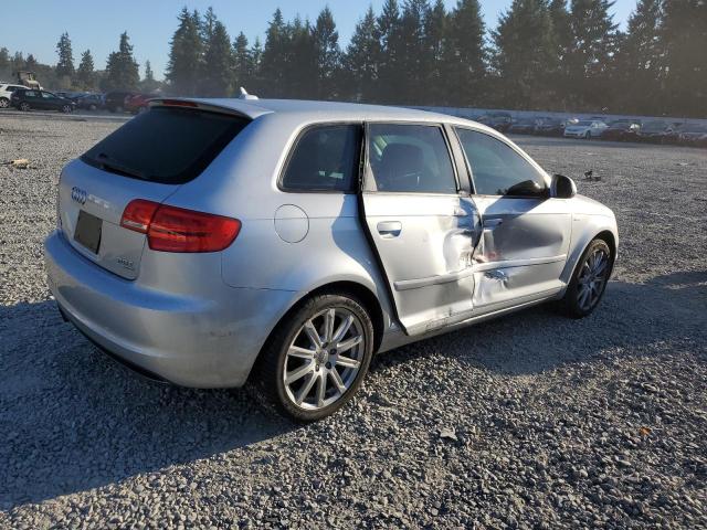 Photo 2 VIN: WAUMFAFMXAA096065 - AUDI A3 PREMIUM 