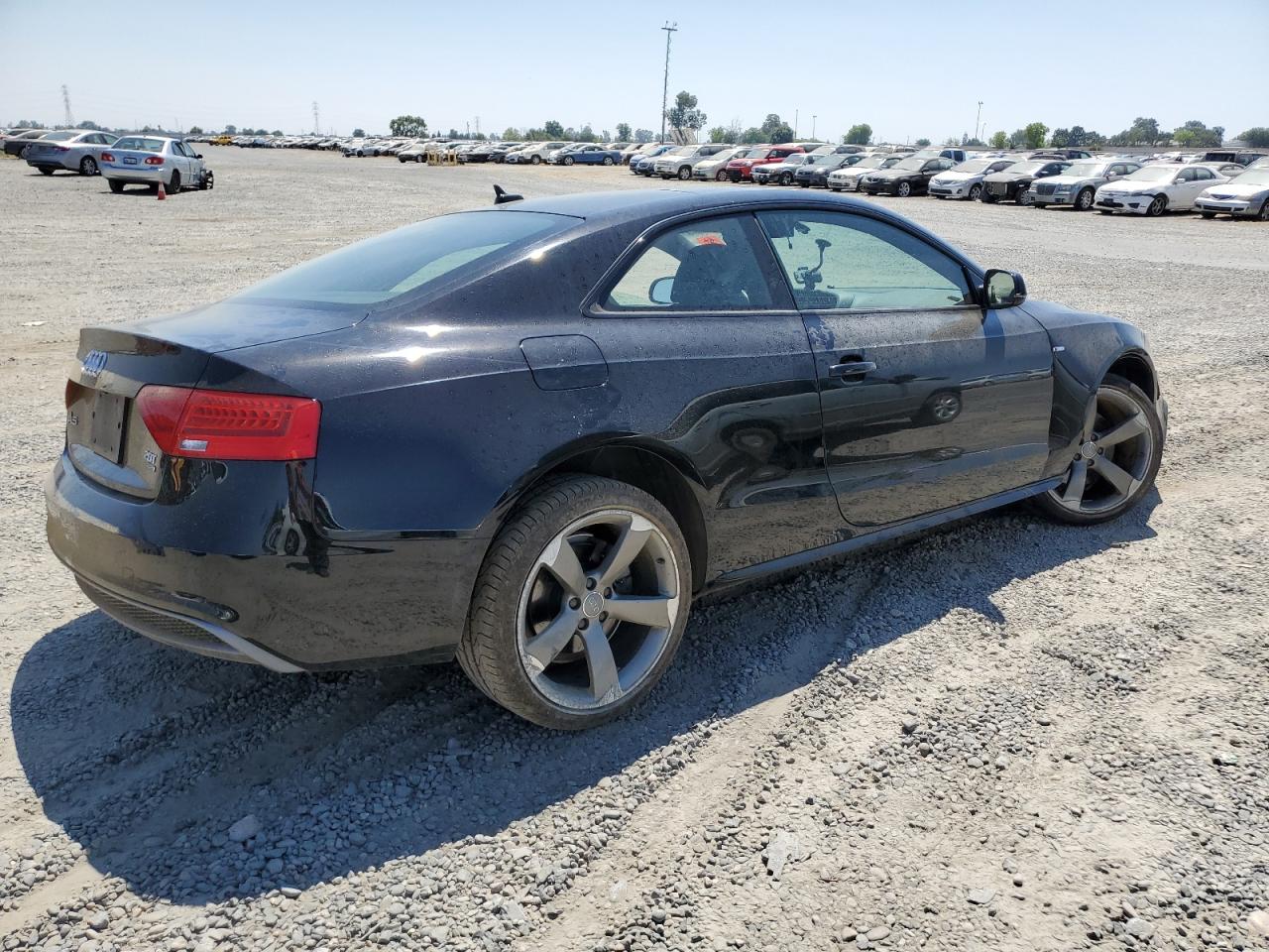 Photo 2 VIN: WAUMFAFR5FA043101 - AUDI A5 