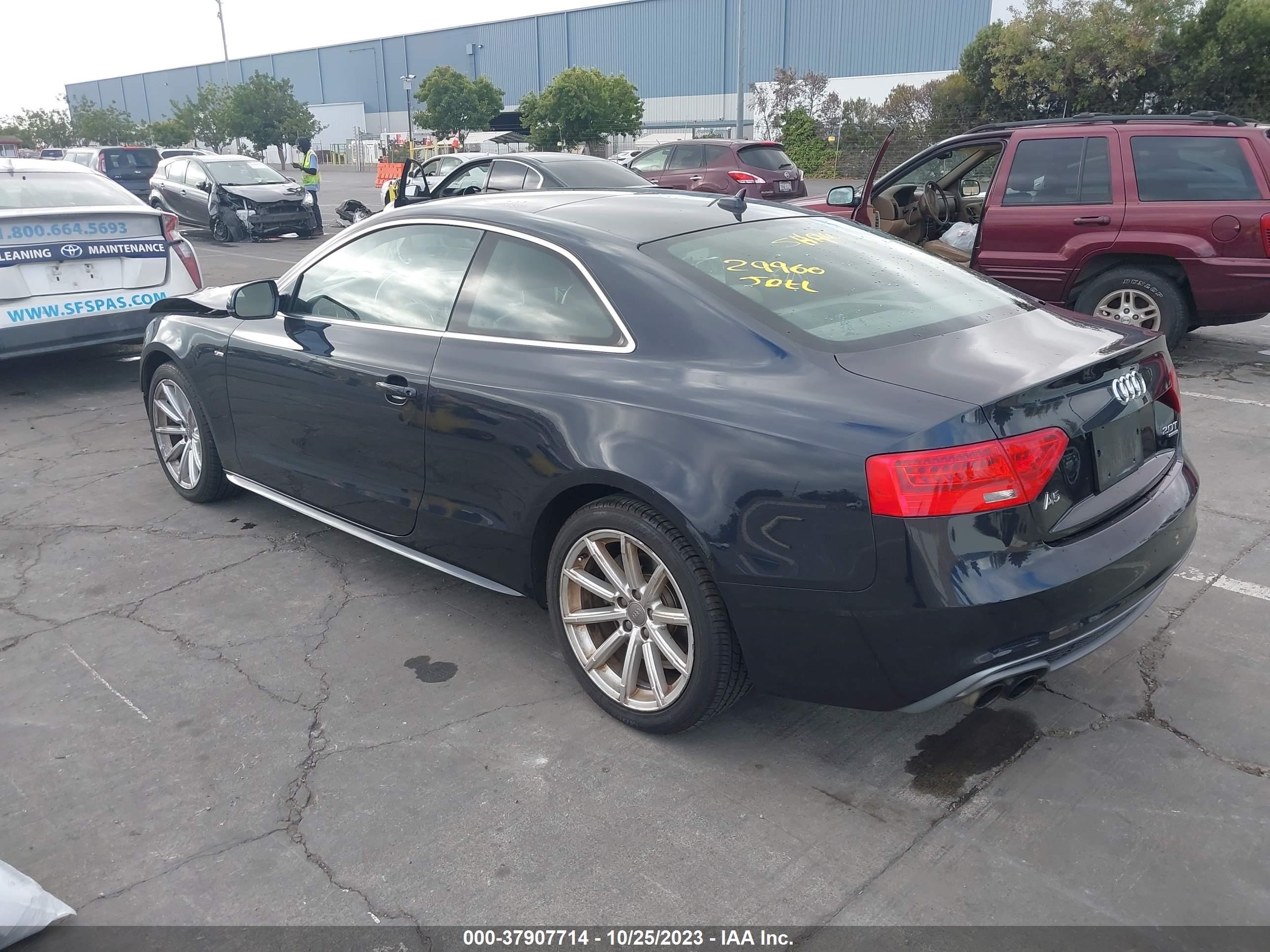 Photo 2 VIN: WAUMFAFR8FA004941 - AUDI A5 