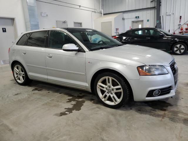 Photo 3 VIN: WAUMFCFM6CA096711 - AUDI A3 