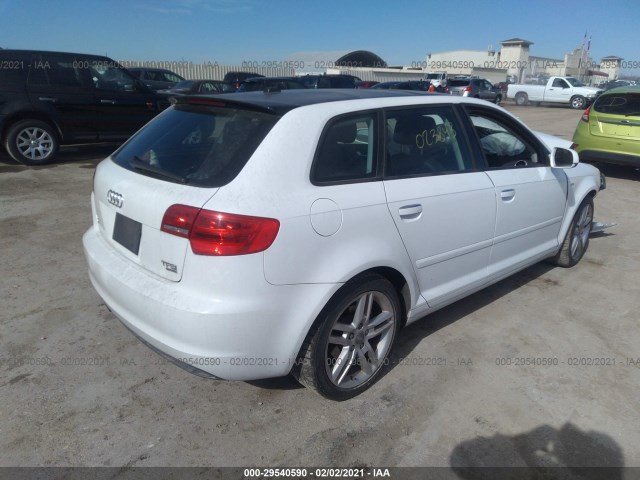 Photo 3 VIN: WAUMFCFMXCA023843 - AUDI A3 