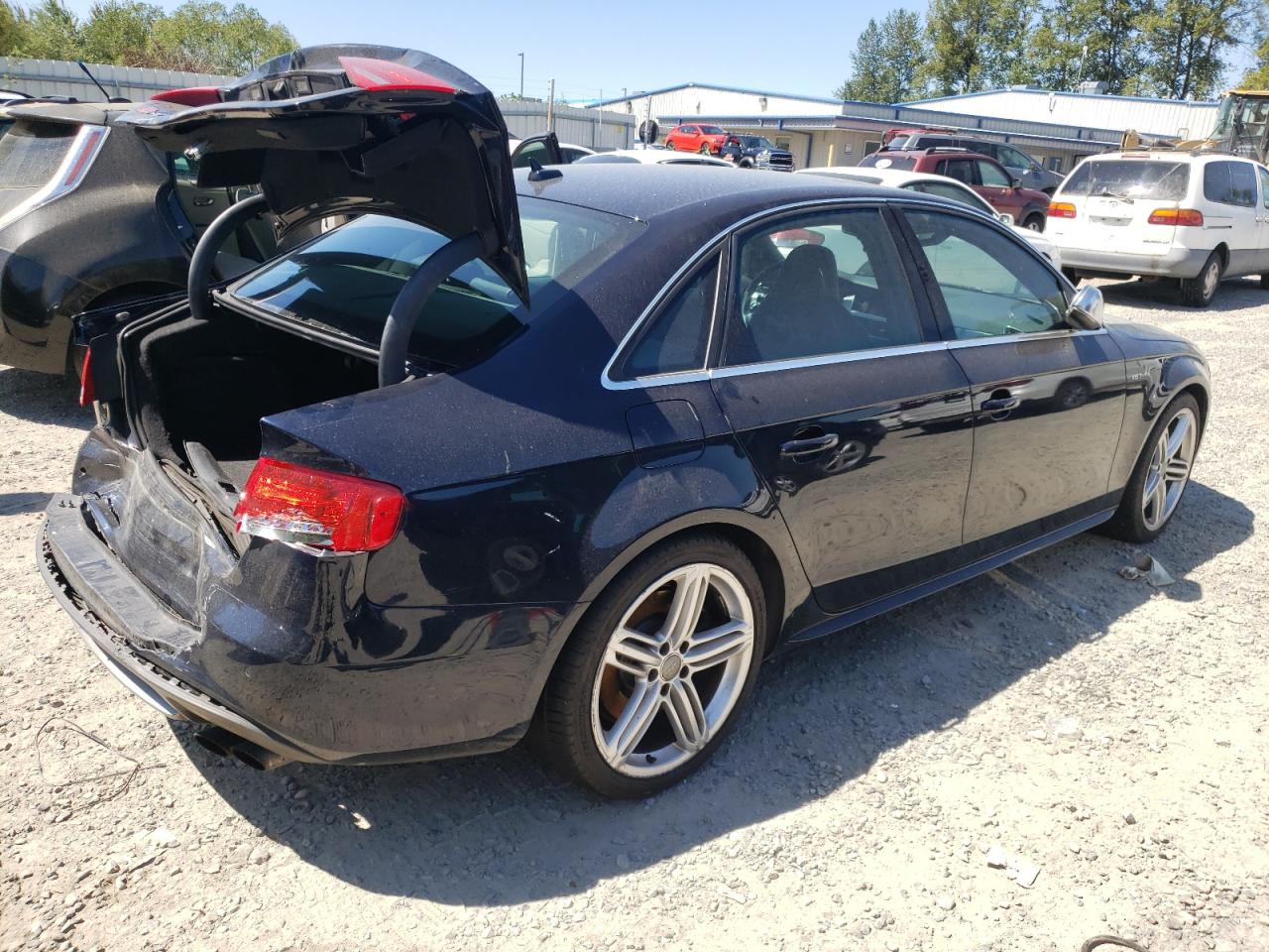 Photo 2 VIN: WAUMGAFL1AA091387 - AUDI RS4 