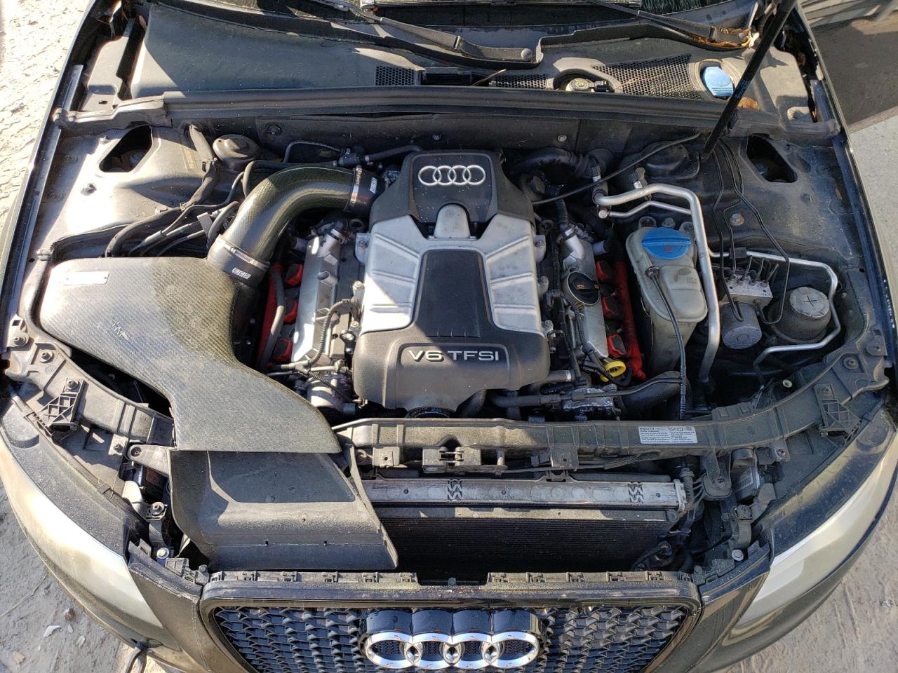 Photo 10 VIN: WAUMGAFL6BA085215 - AUDI RS4 