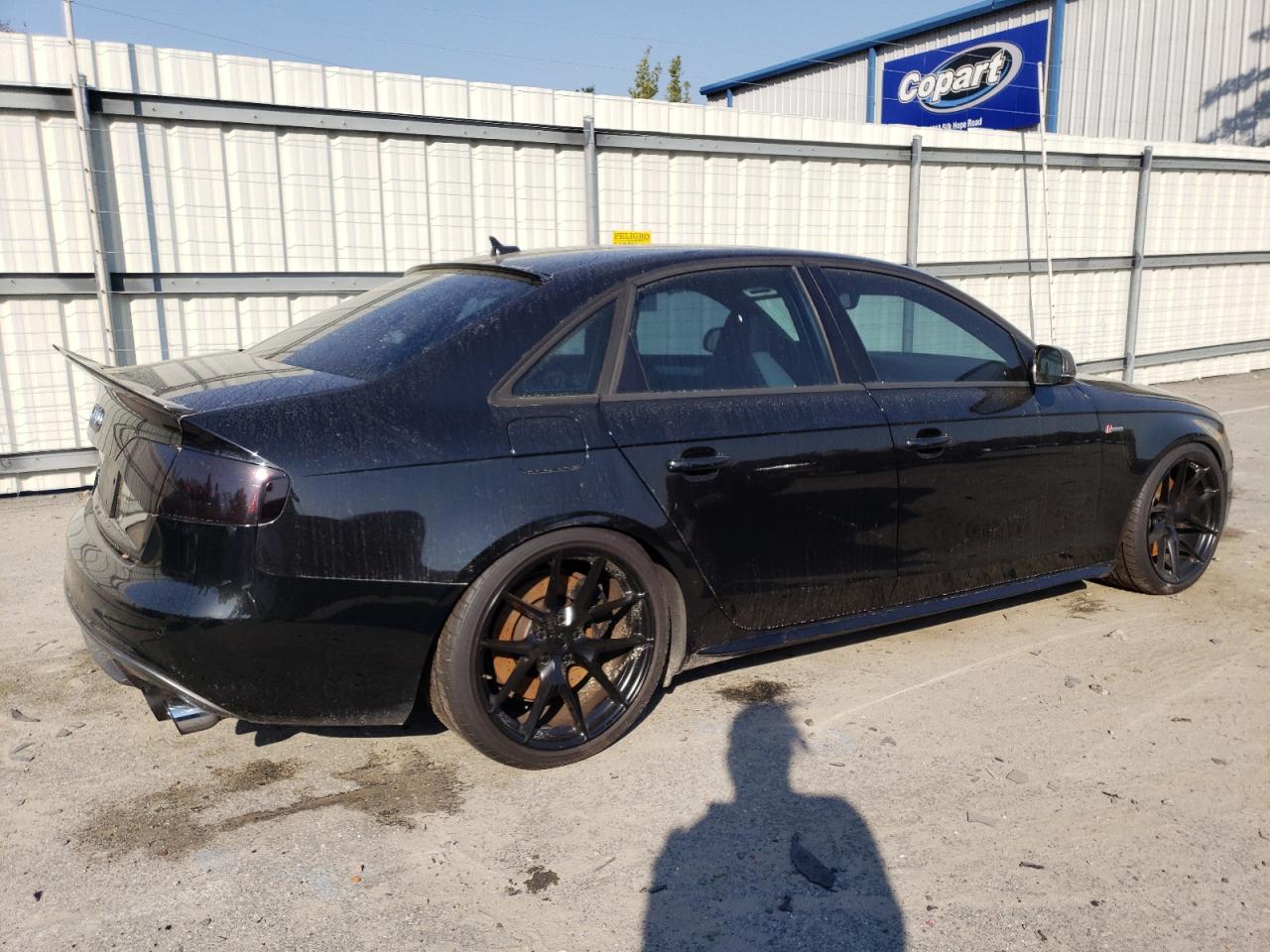 Photo 2 VIN: WAUMGAFL6BA085215 - AUDI RS4 