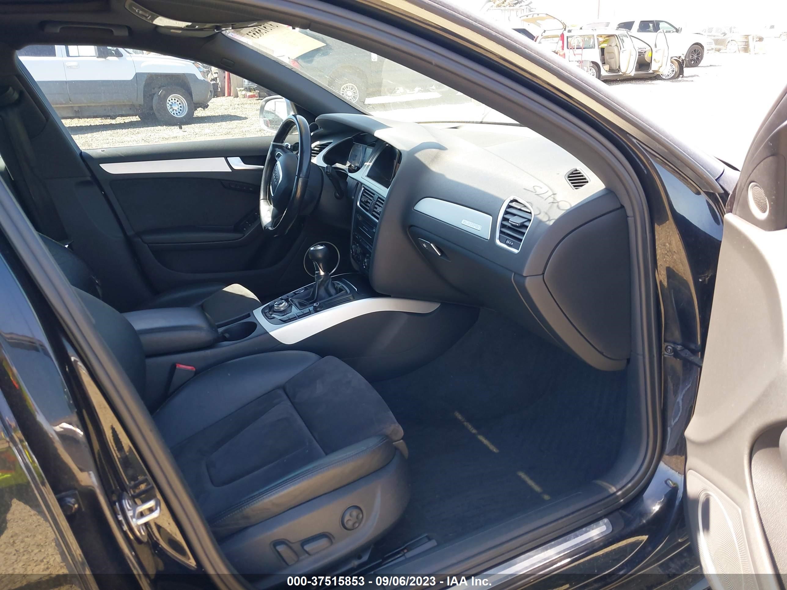 Photo 4 VIN: WAUMGAFL7BA156678 - AUDI S4 