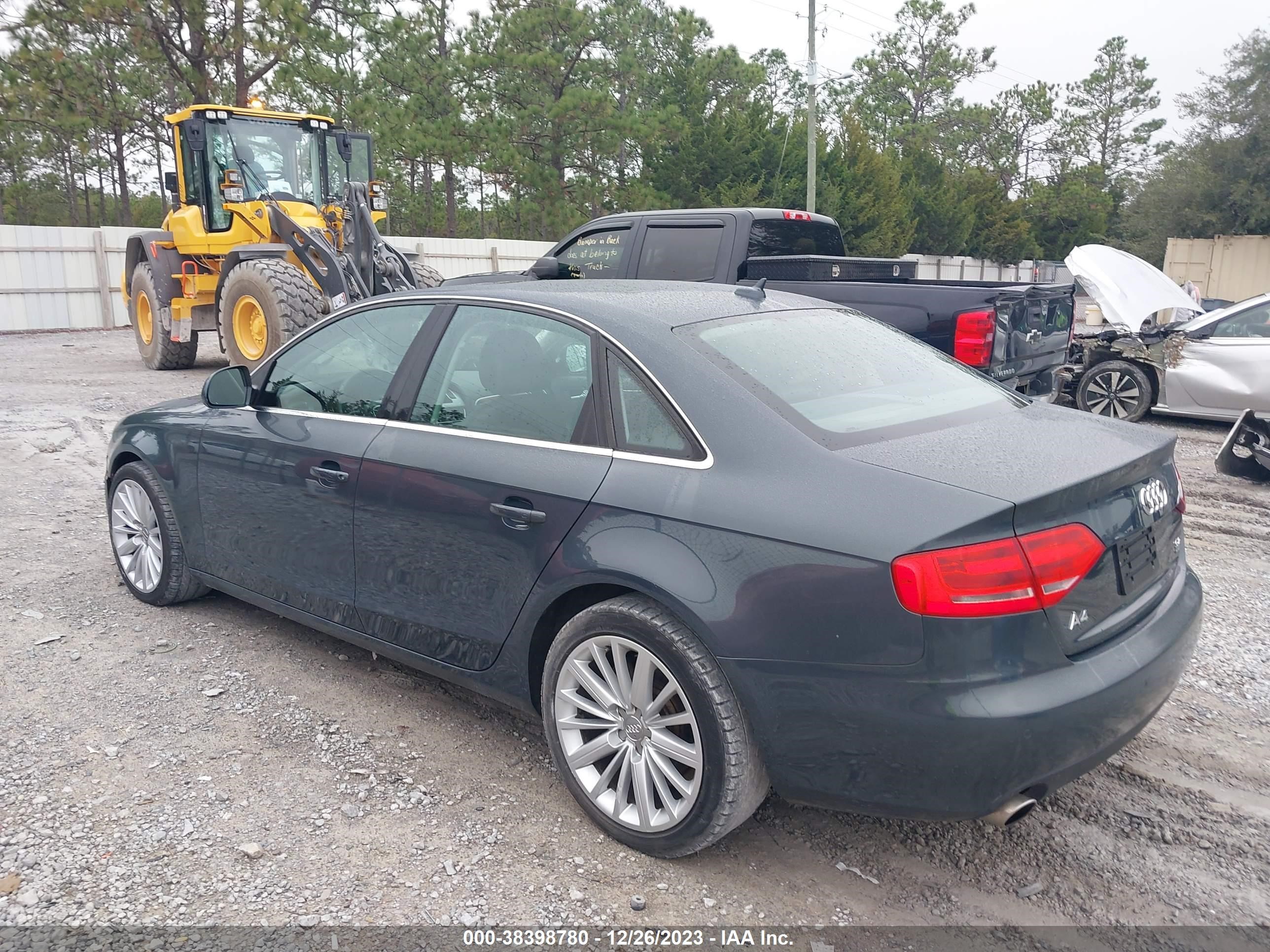 Photo 2 VIN: WAUMK78K29N042323 - AUDI A4 