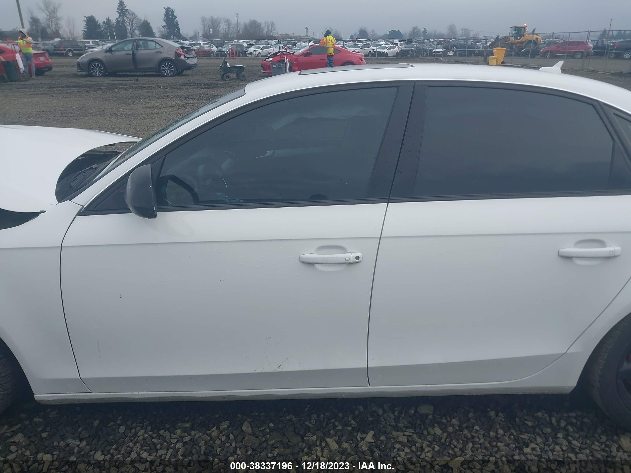 Photo 14 VIN: WAUMK78K49N045322 - AUDI A4 