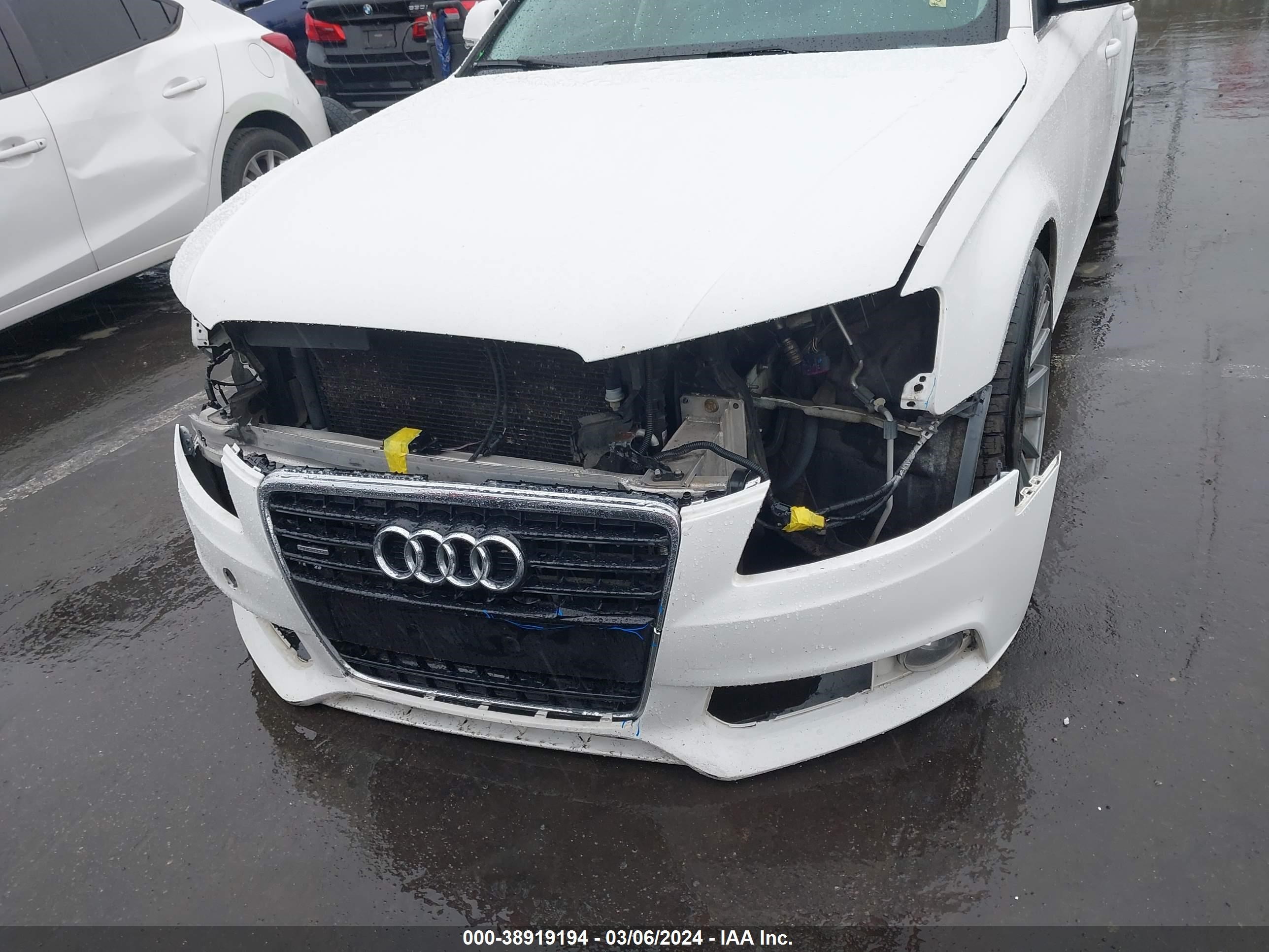 Photo 12 VIN: WAUMK78K79N035948 - AUDI A4 