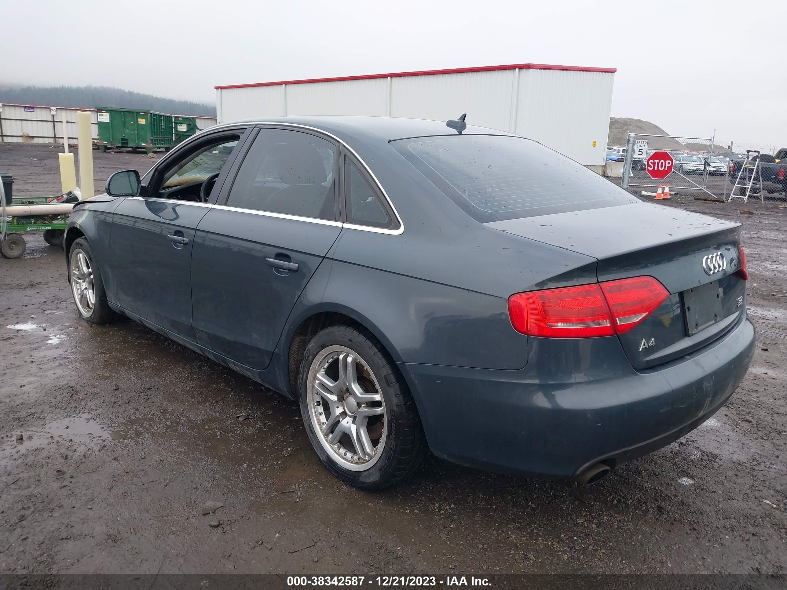 Photo 2 VIN: WAUMK78KX9N049004 - AUDI A4 