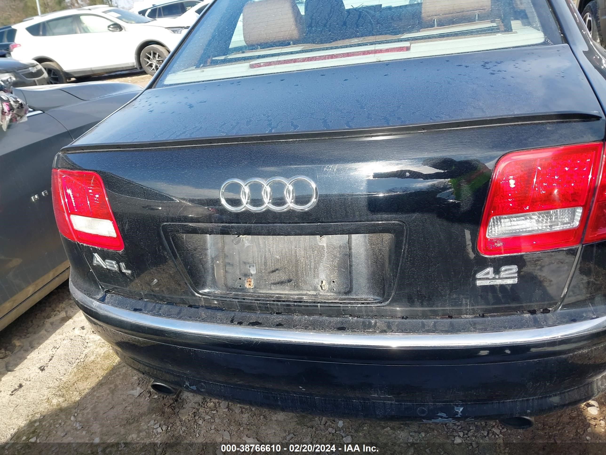 Photo 13 VIN: WAUML44E06N017265 - AUDI A8 